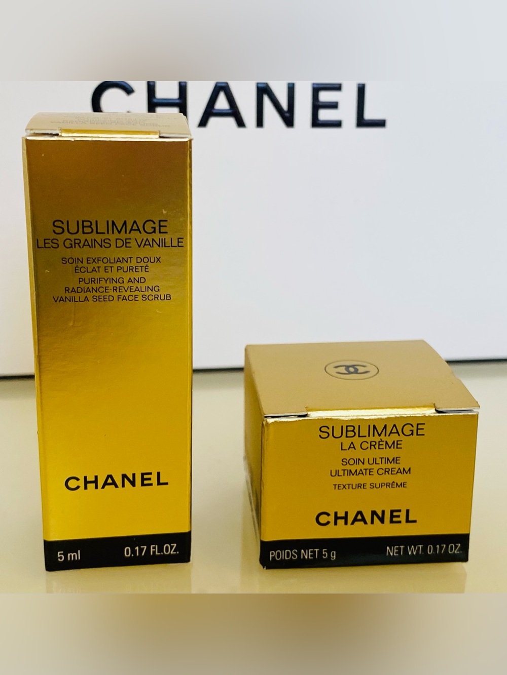 CHANEL Sublimage La Crème - Gold Ultimate Face Cream Vanilla Seed Scrub